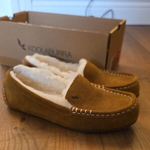 Koolaburra Size 6 Brown Slippers